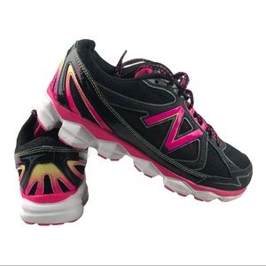 New balance 750v3 running sneakers women’s